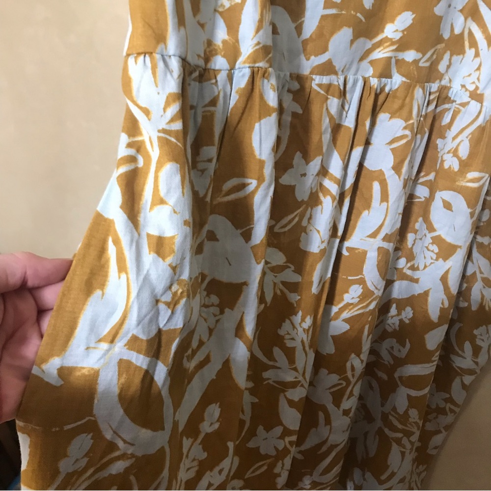 2/$20 Gold Floral Knee Length Tie Sleeve V Neck Summer Dress 2X 3X - Picture 4 of 8